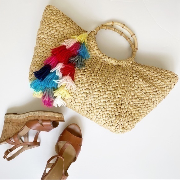Handbags - Straw bag with colorful tassels